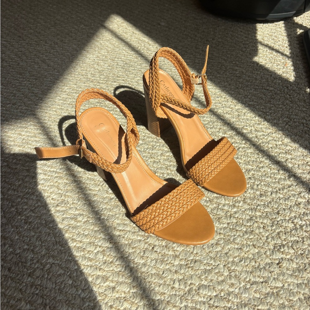 Heels - Picture 1 of 6